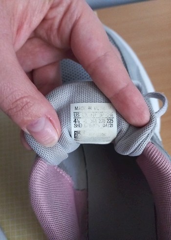 Adidas Kadın Spor Ayaklabı - Görsel 9