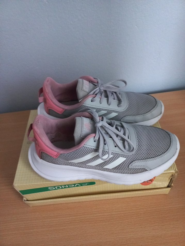 Adidas Kadın Spor Ayaklabı - Görsel 3