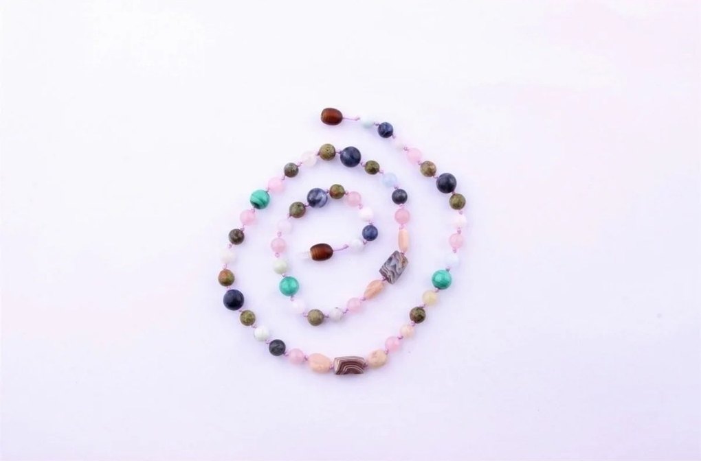 Gizemli Doğal Taş Kadın Kolye - Görsel 3