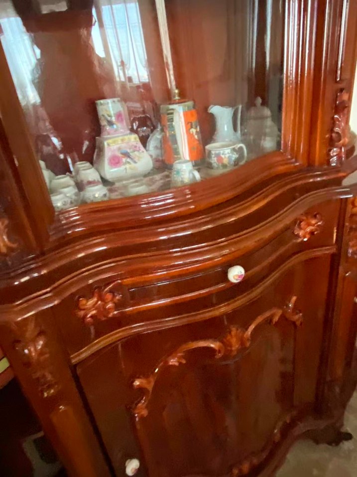 Ahşap vitrin - Görsel 2