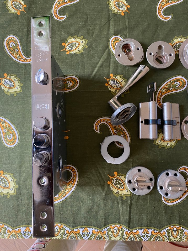 Kapı Kilidi ve Aksesuar Seti - Görsel 4