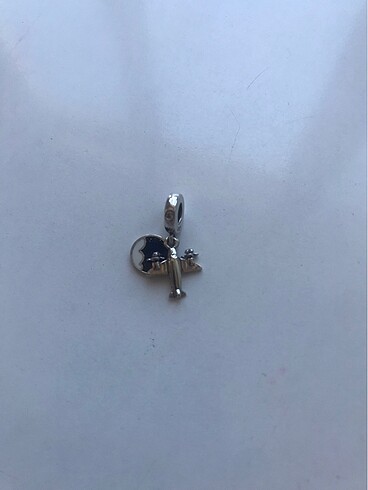 Pandora uçak charm