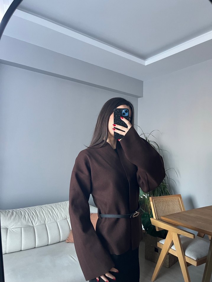 Kahverengi Kemerli Kısa Kadın panço - Görsel 3