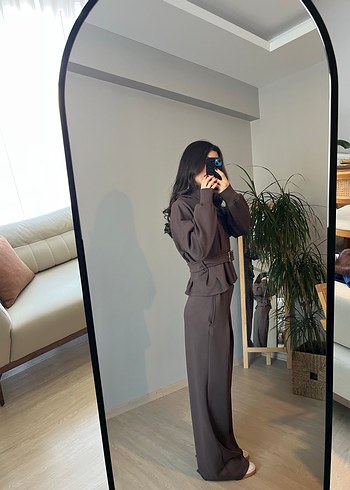 Kemer Detaylı Kahverengi Kadın Eşofman Takımı - Görsel 4