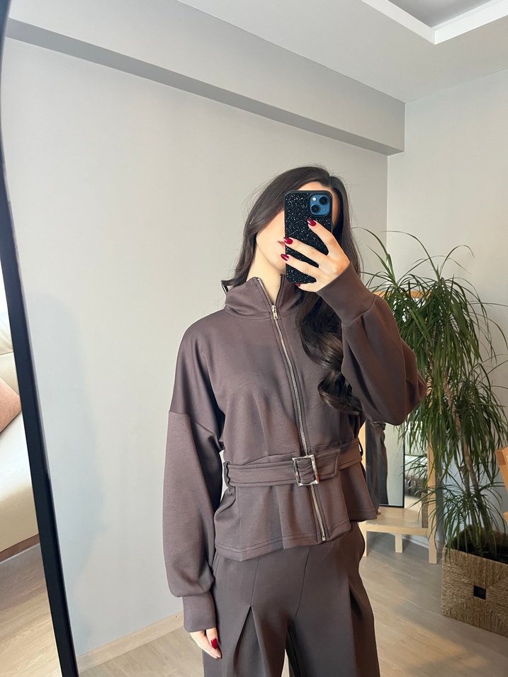 Kemer Detaylı Kahverengi Kadın Eşofman Takımı - Görsel 2