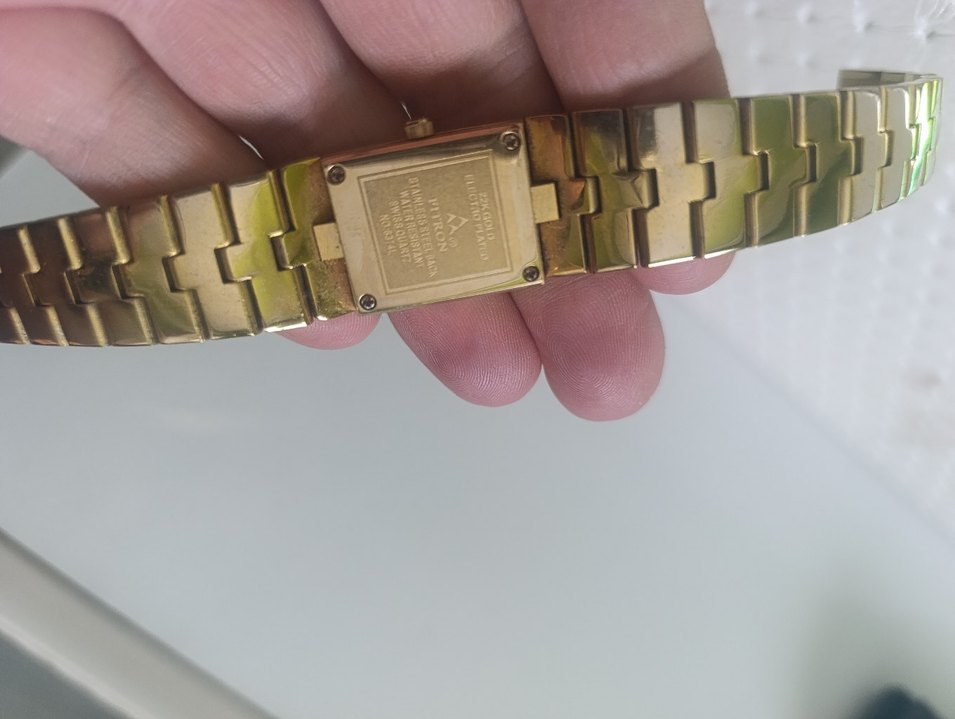 Kemerli Parlak Altın Vintage Kadın Saati - Görsel 3