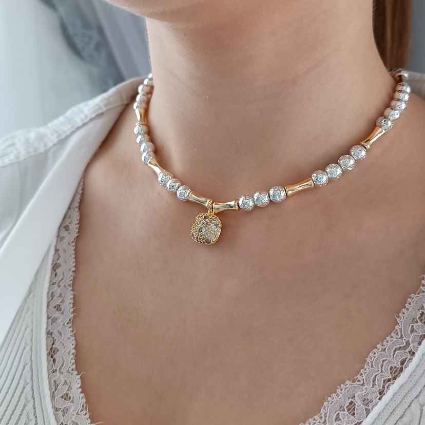 Küçük Taşlı Altın Renkli Kadın Kolye - Görsel 2