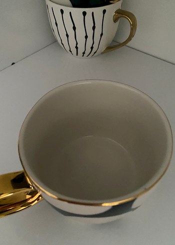 Madame Coco Altın Kulplu Beyaz Siyah Desenli Fincan