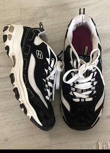 37,5 Beden siyah Renk Skechers spor ayakkabı