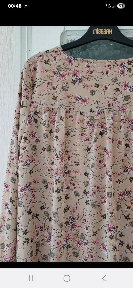 Bohem Bej Çiçekli Uzun Kollu Bluz - Görsel 3