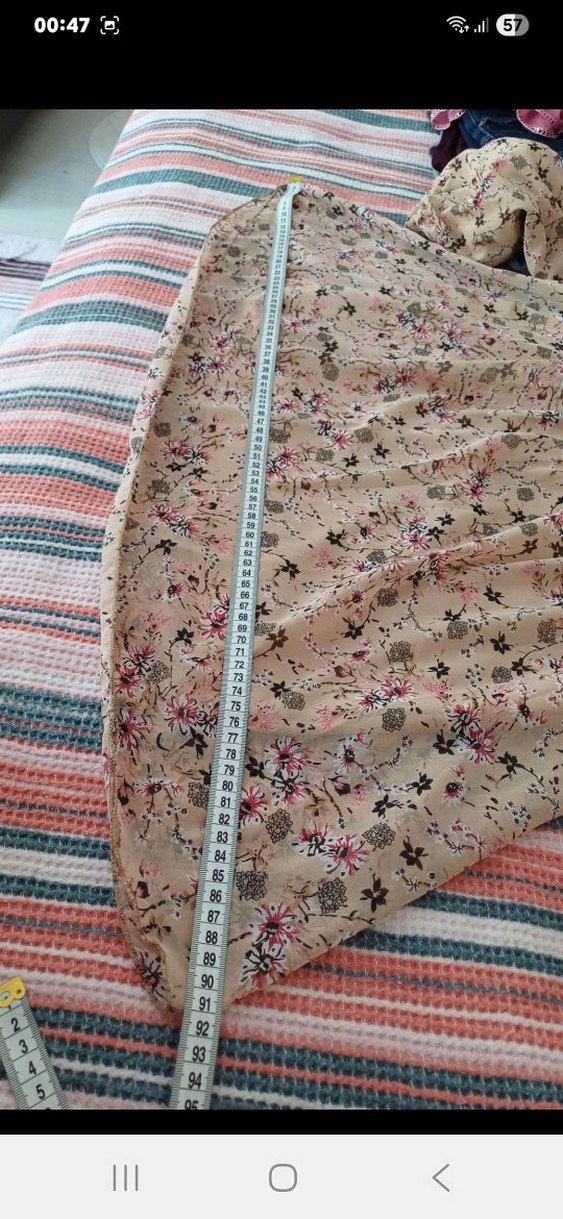 Bohem Bej Çiçekli Uzun Kollu Bluz - Görsel 4