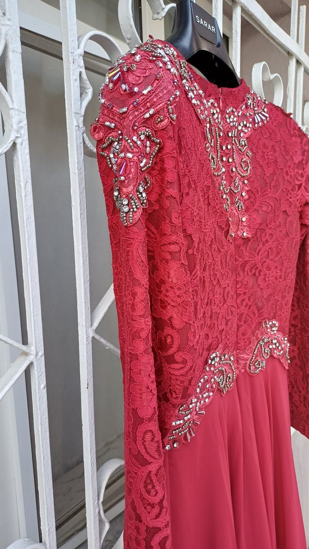 Bordo Dantel İşlemeli Uzun Abiye Elbise - Görsel 5