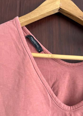 Trendyol & Milla Pembe V Yaka Keten Kısa Kollu Bluz