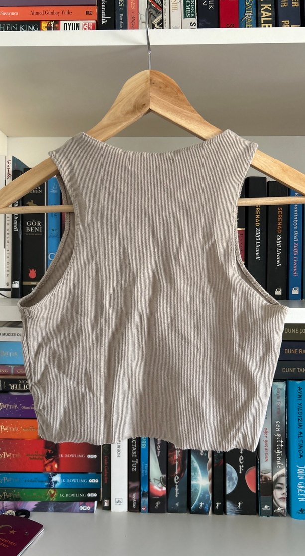 Pull and bear Bej Keten Yüksek Yakalı Kadın Atlet - Görsel 2