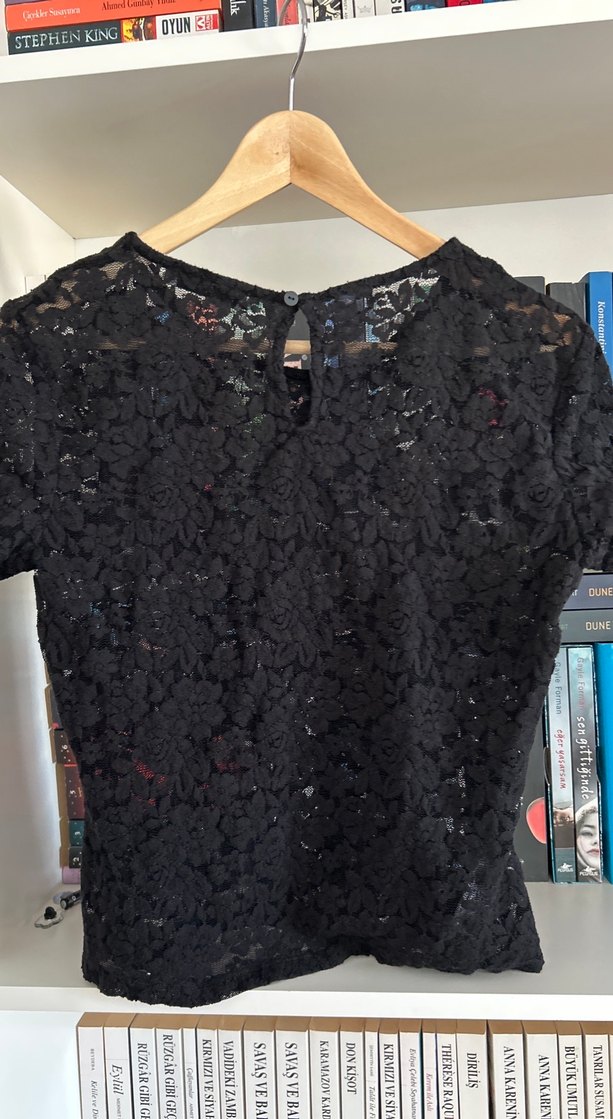 Kısa Kollu Siyah Dantel Kadın Bluz - Görsel 3