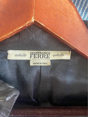 m Beden GIANFRQNCO FERRE VİNTAGE
