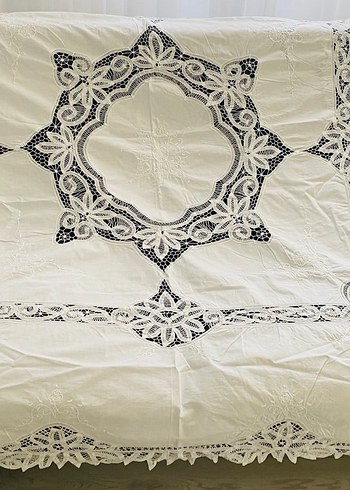 ANTİKA Dwlikişi İşlemeli Beyaz Masa Örtüsü - Görsel 5