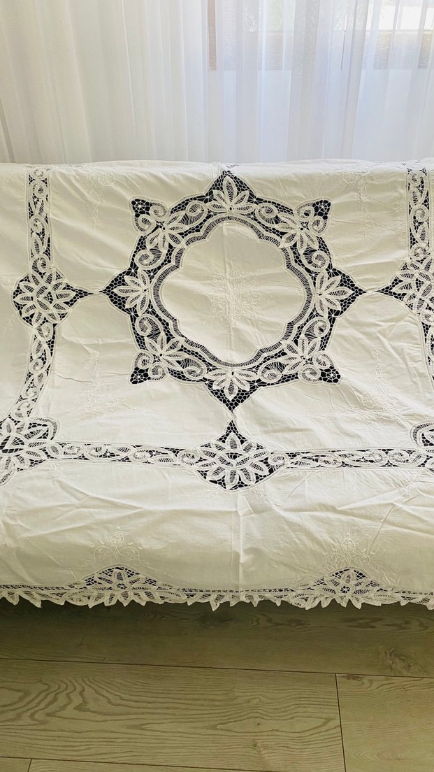 ANTİKA Dwlikişi İşlemeli Beyaz Masa Örtüsü - Görsel 3