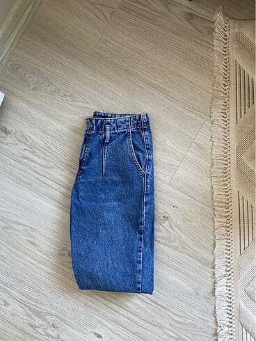 Zara Mom jean