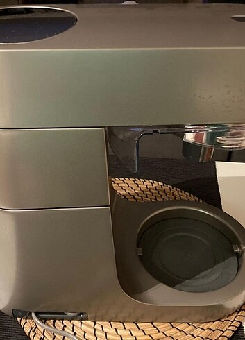 Kenwood Kenwood KVL8320S Chef XL 1700 Watt 6,7L piyasanın en güçlü yoğu