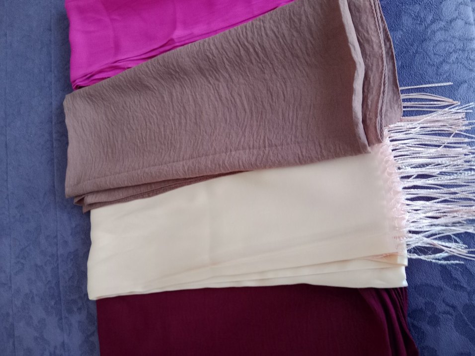 Kadın Çok Renkli İpek Dokulu Şallar. - Görsel 3