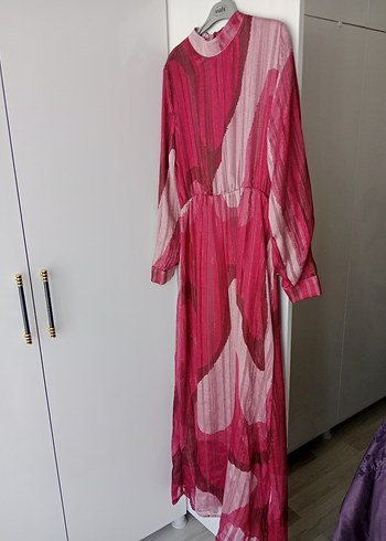 Pembe Pilili Uzun Kadın Elbise - Görsel 3