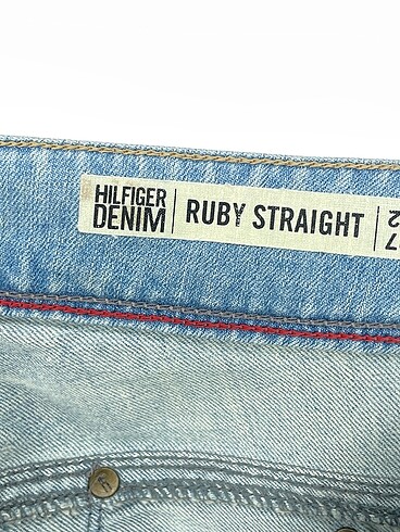 27 Beden mavi Renk Tommy Hilfiger Jean / Kot %70 İndirimli.