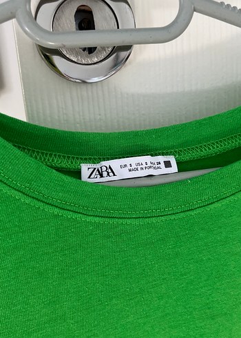 ZARA Yeşil Pamuklu Kadın Tişörtü, Salaş Kesim - Görsel 2