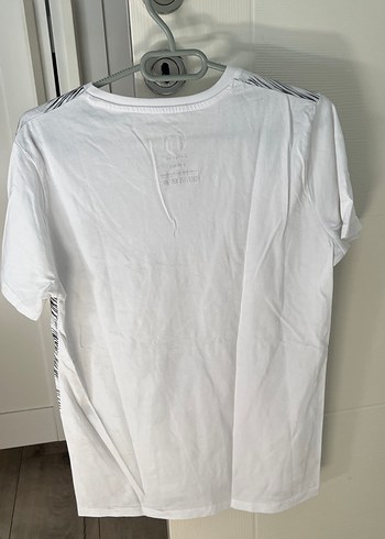 BJK Kartal Yuvası Beyaz Gri V Yaka Erkek Tişört - Görsel 4