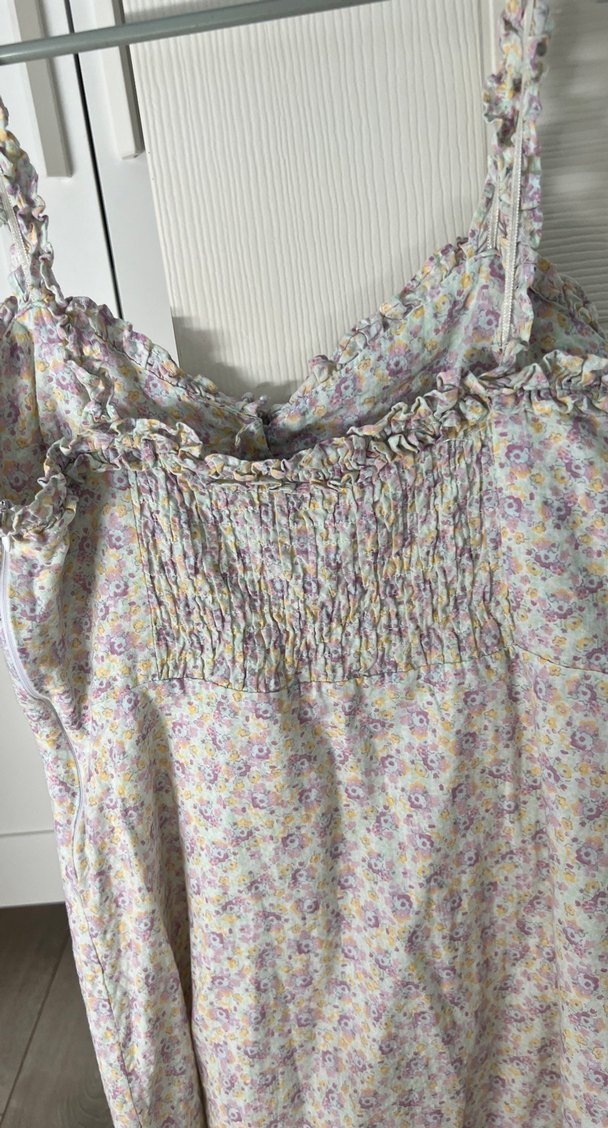 Çiçek Desenli Askılı Mini Elbise - Görsel 4