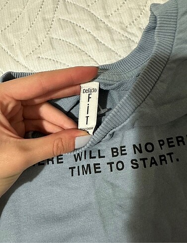 Defacto crop sweat