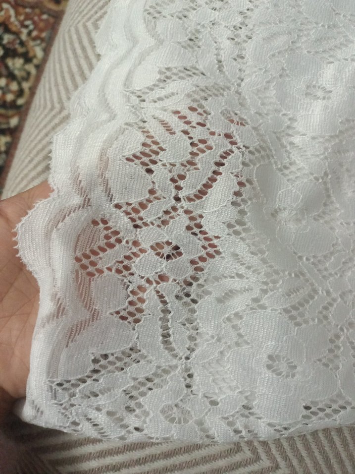 Beyaz Dantelli Kolsuz Bluz - Görsel 2