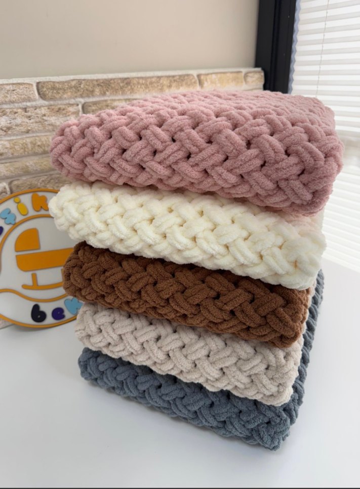 Örgü Desenli Kahverengi Çocuk Battaniyesi - Görsel 4