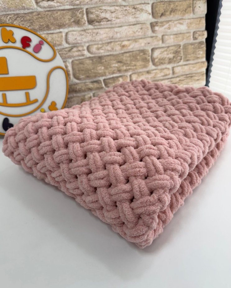 Örgü Desenli Kahverengi Çocuk Battaniyesi - Görsel 2