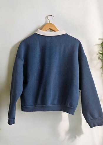 l Beden BASKILI POLO YAKA İÇİPOLARLI SWEATSHİRT