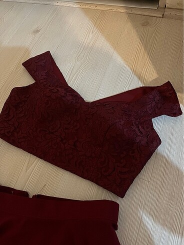 Bordo 2 Parça Dantelli Mezuniyet Elbisesi