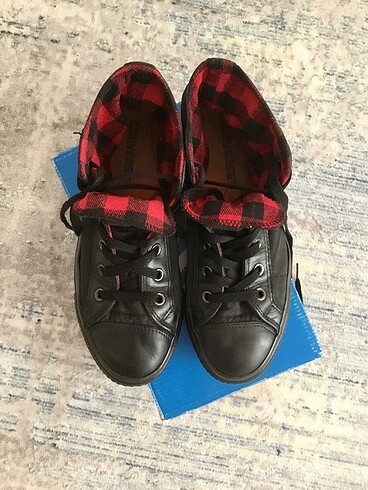 39 Beden siyah Renk Orjinal Converse 39 numara siyah