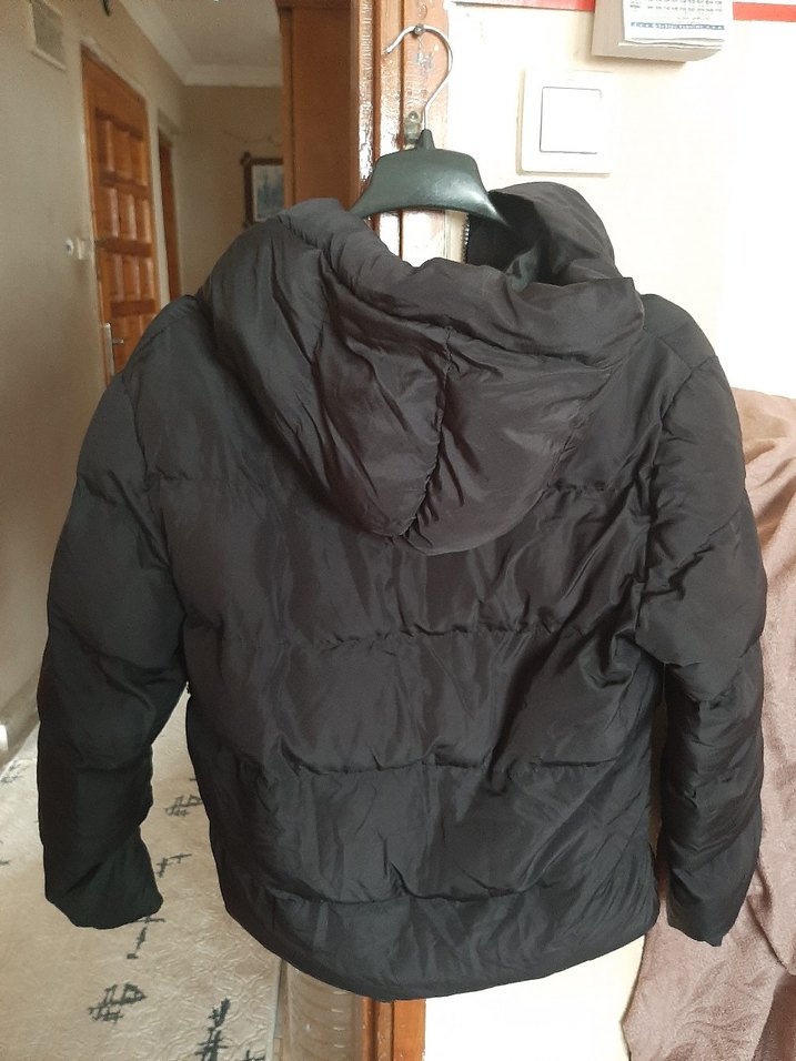 Siyah Fermuarlı Kısa Kadın Kışlık Mont - Görsel 2