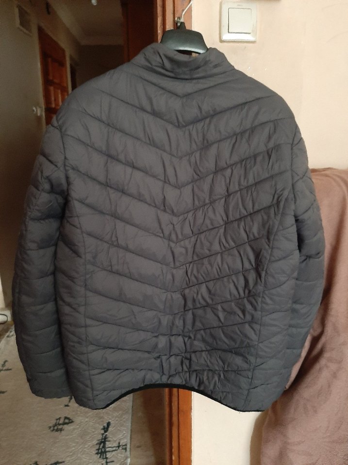 Gri Kapitone Erkek Mont, Yüksek Yaka, Fermuarlı - Görsel 2