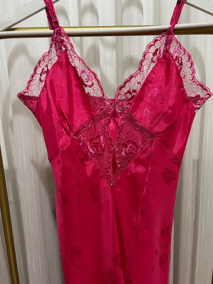 Pembe İşlemeli Uzun Askılı Gecelik - Görsel 2