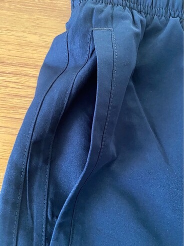 Orjinal EA7 deniz şortu - Görsel 3