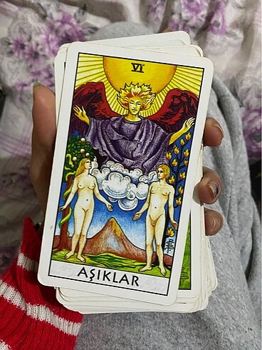  Tarot kartları