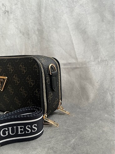 Guess Guess Siyah Çanta
