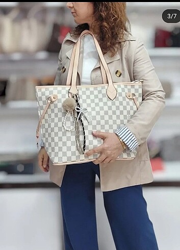 Louis Vuitton kova içi astarlı 