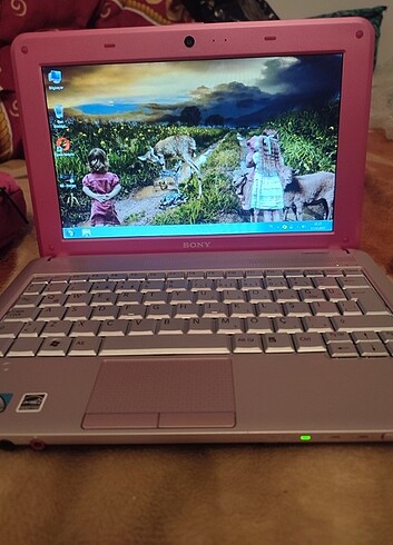 Beden Sony Waio Mini Laptop Hediyelik Ofis ve Film İçin İdeal