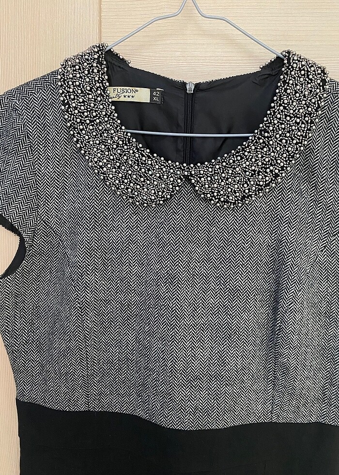 42 beden yaka detaylı elbise - Görsel 2