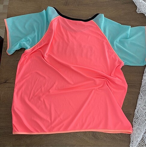 xl Beden pembe Renk Defacto spor tişört