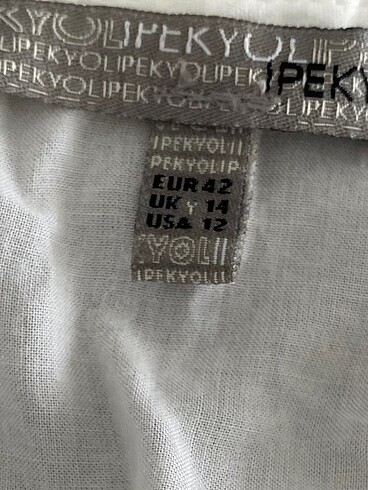 42 Beden beyaz Renk İpekyol dantelli bluz