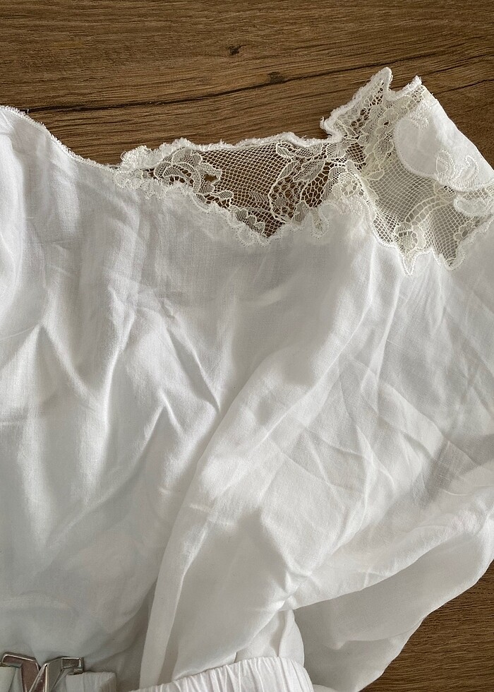 İpekyol dantelli bluz - Görsel 3