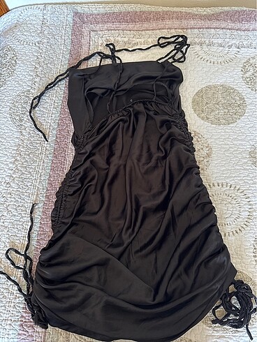 Kısa saten abiye